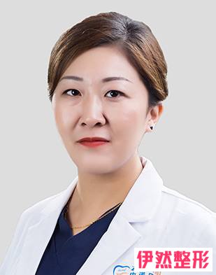 张钰雯.jpg 张钰雯.jpg